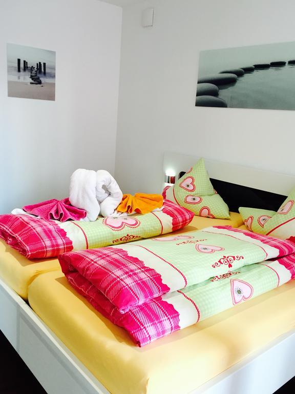 Rhein Melodie Riverview Luxury Konstanz Room photo